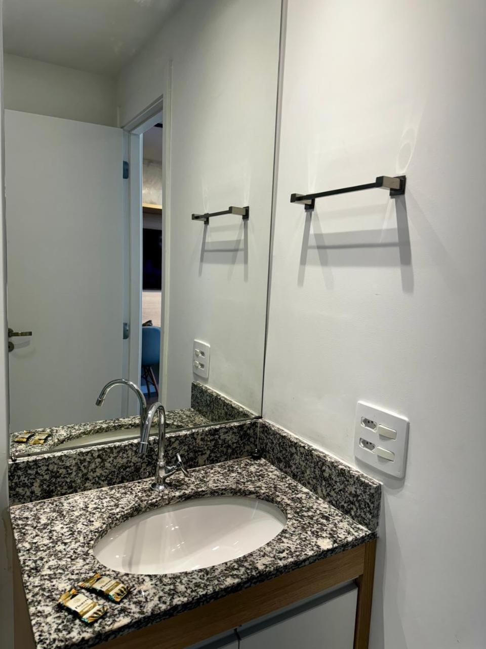 Charmoso Studio No Bras Com Piscina - Metro Bras Sao Paulo Dış mekan fotoğraf